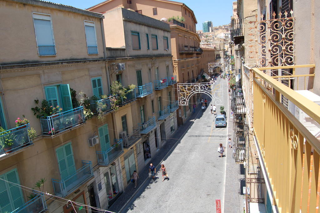 Al Vicoletto Apartment Agrigento Exterior photo